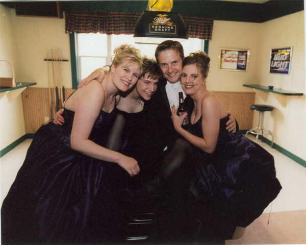 Erik and three gorgeous women, 2001